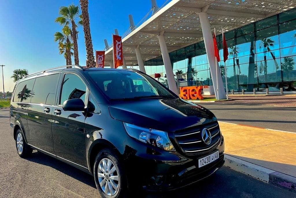 Private Mercedes Vito airport transfer